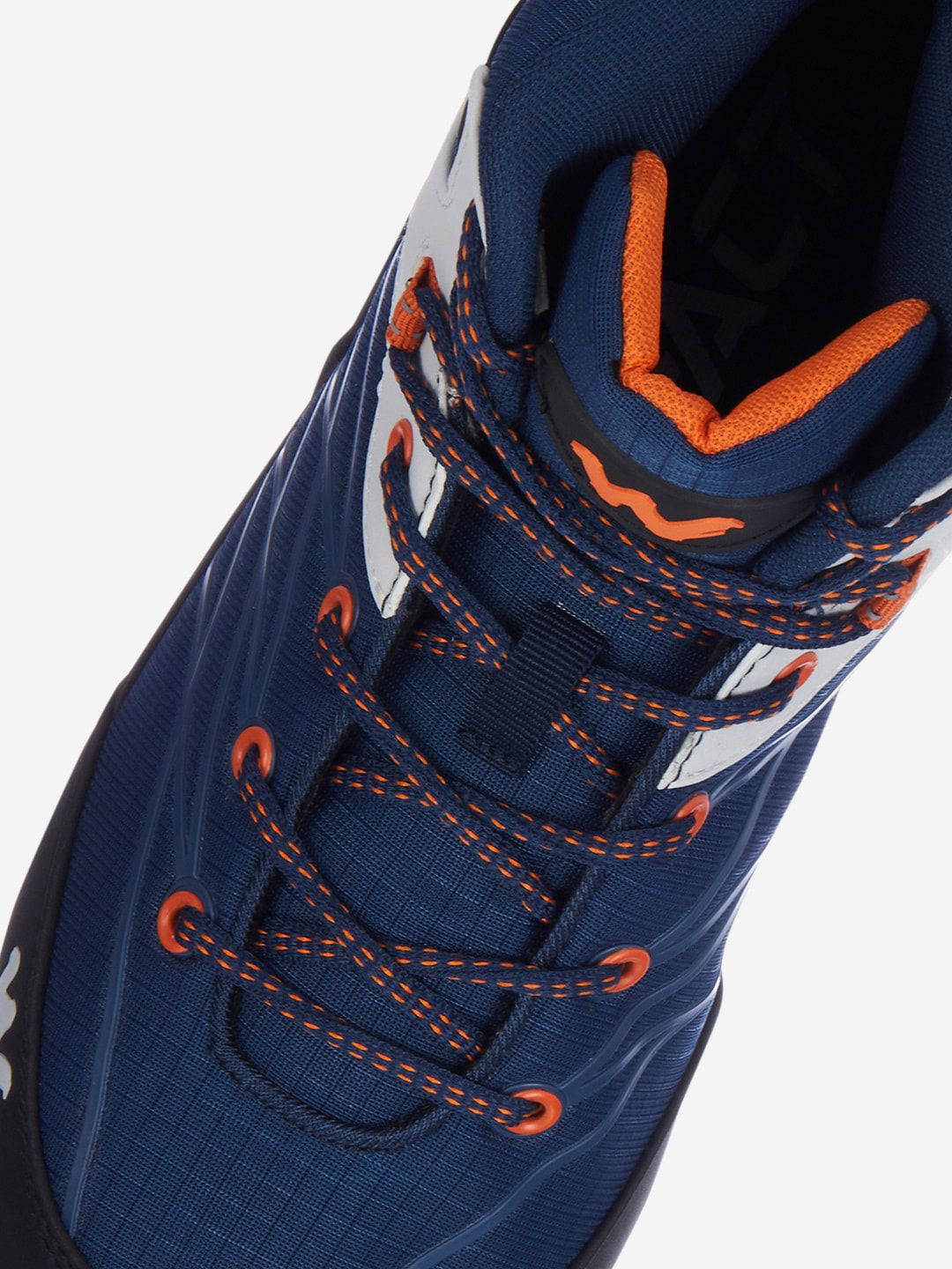  Wildcraft Men RuNX TR Hugo Colourblocked Mid-Top Trekking Shoes