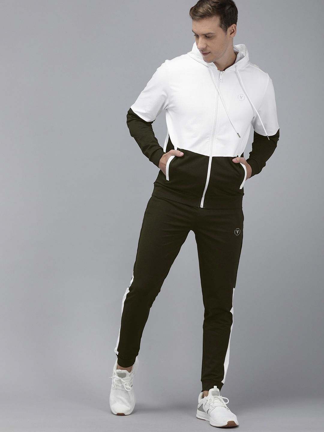  Van Heusen Flex Men Colourblocked Sports Tracksuit