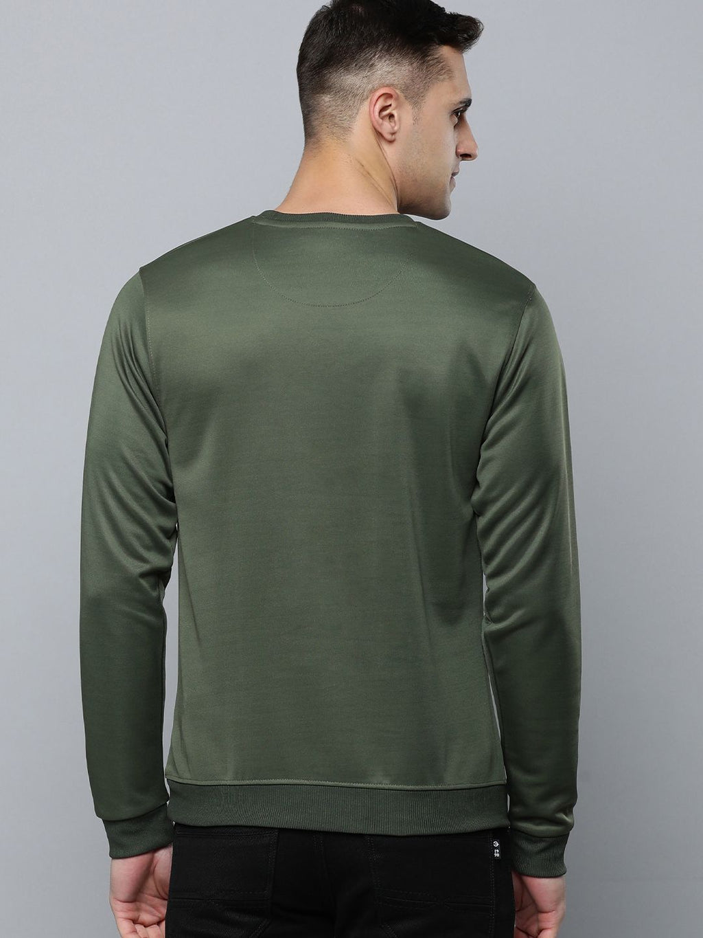  Flying Machine Men Green Solid Sweatshirt With Minimal Print Detail