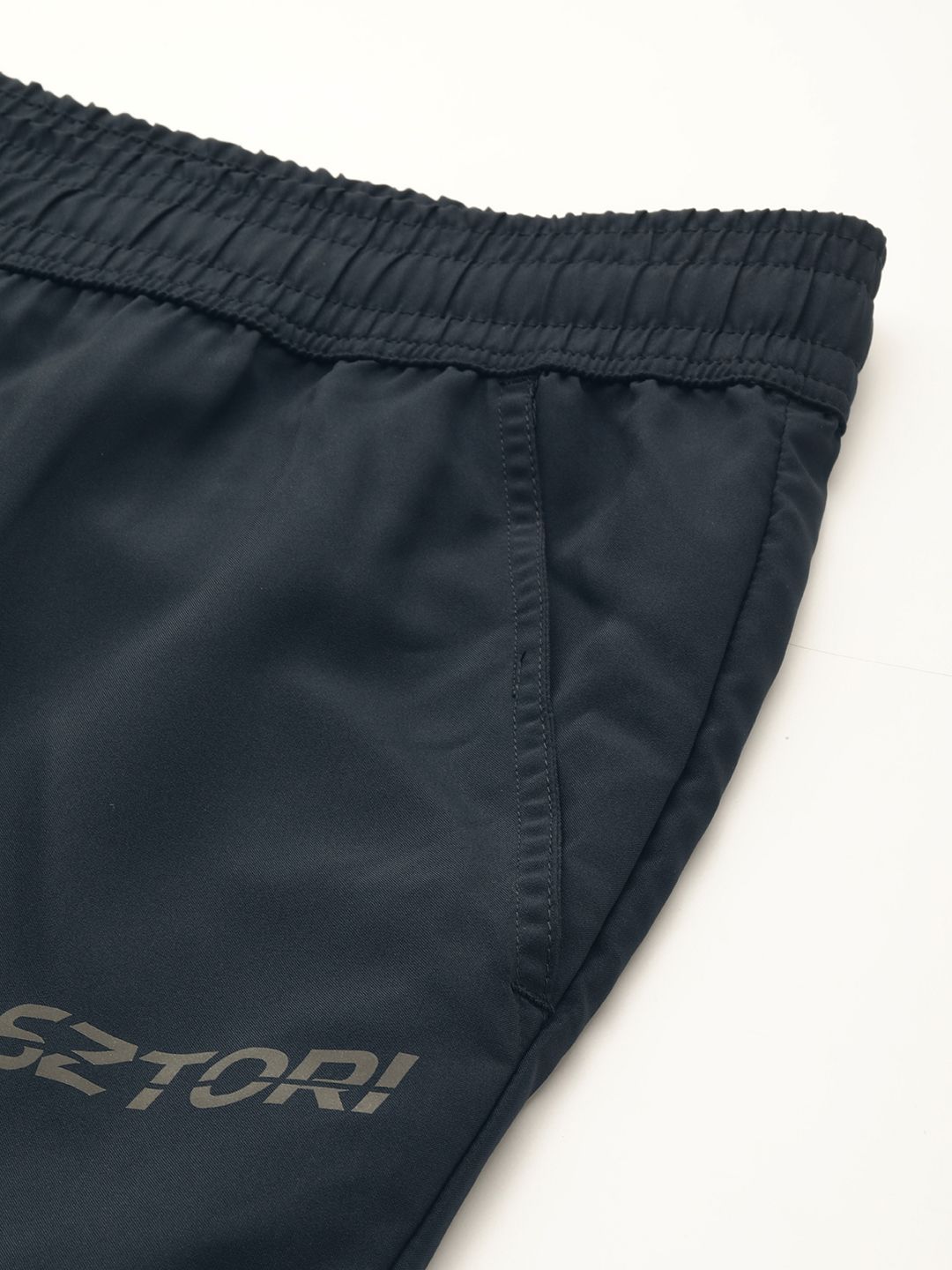  Sztori Men Plus Size Quick Dry Sports Joggers With Brand Logo Print Detail