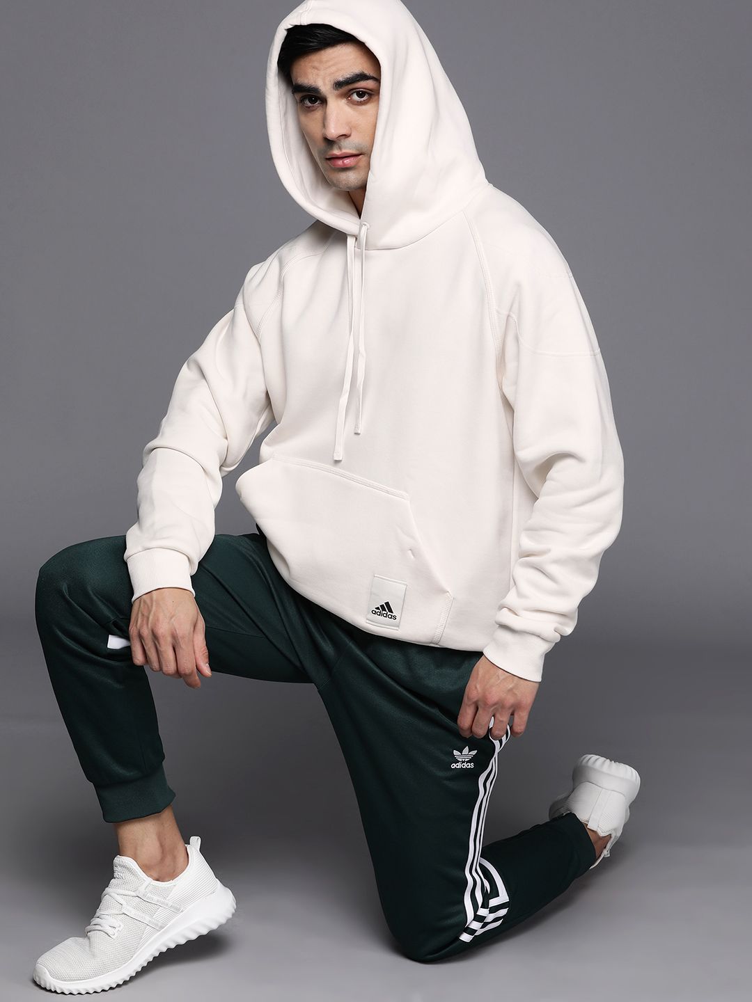  ADIDAS Men Solid Caps Hooded Sweatshirt
