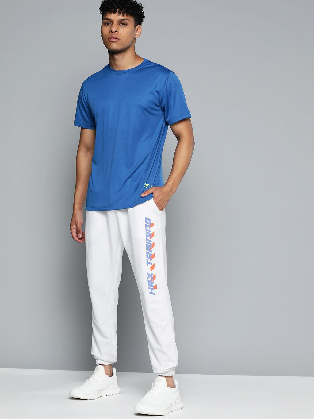  HRX By Hrithik Roshan Men Training Everglade Bio-Wash Brand Carrier Joggers