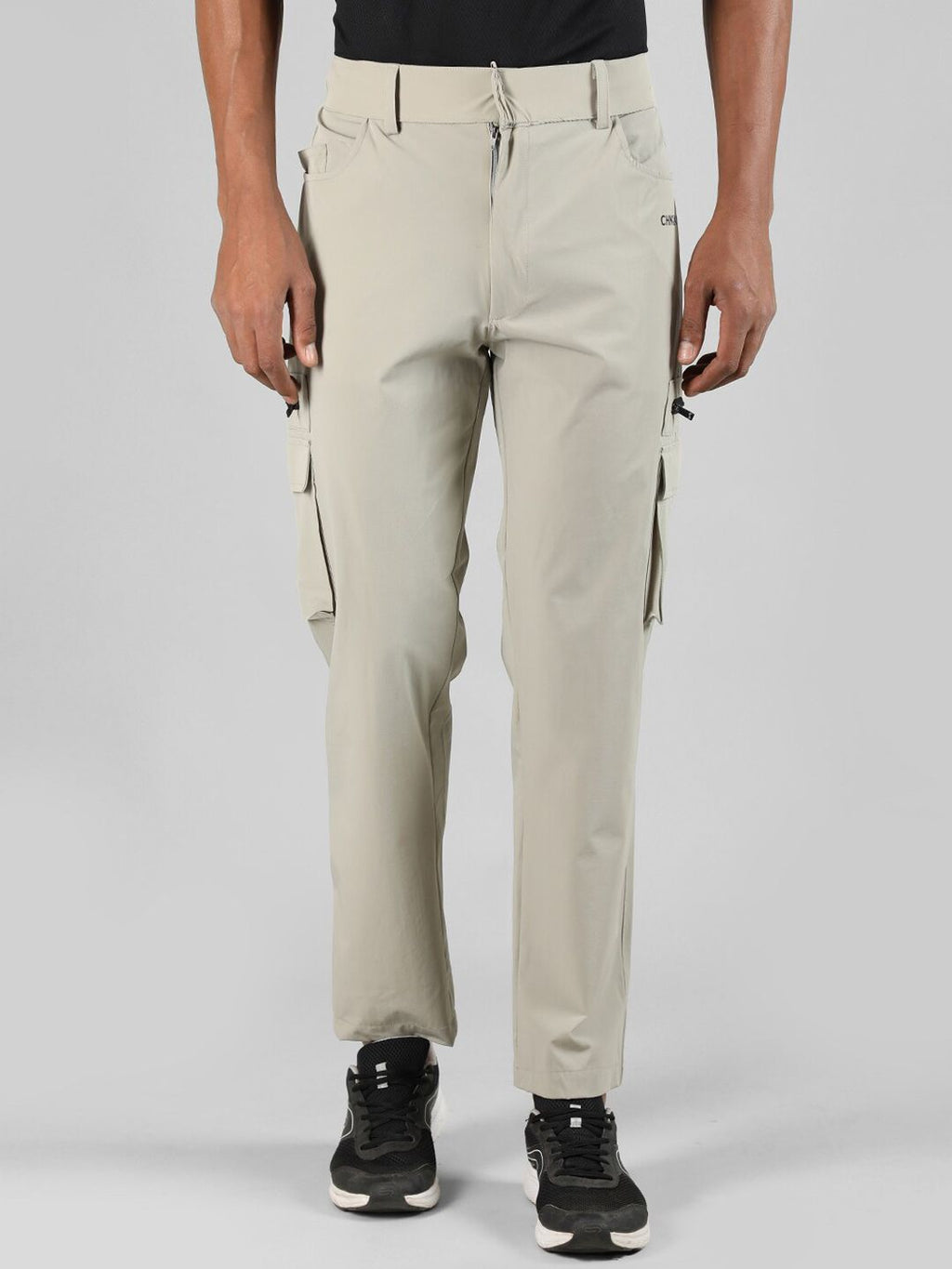  CHKOKKO Men Mid-Rise Track Pants