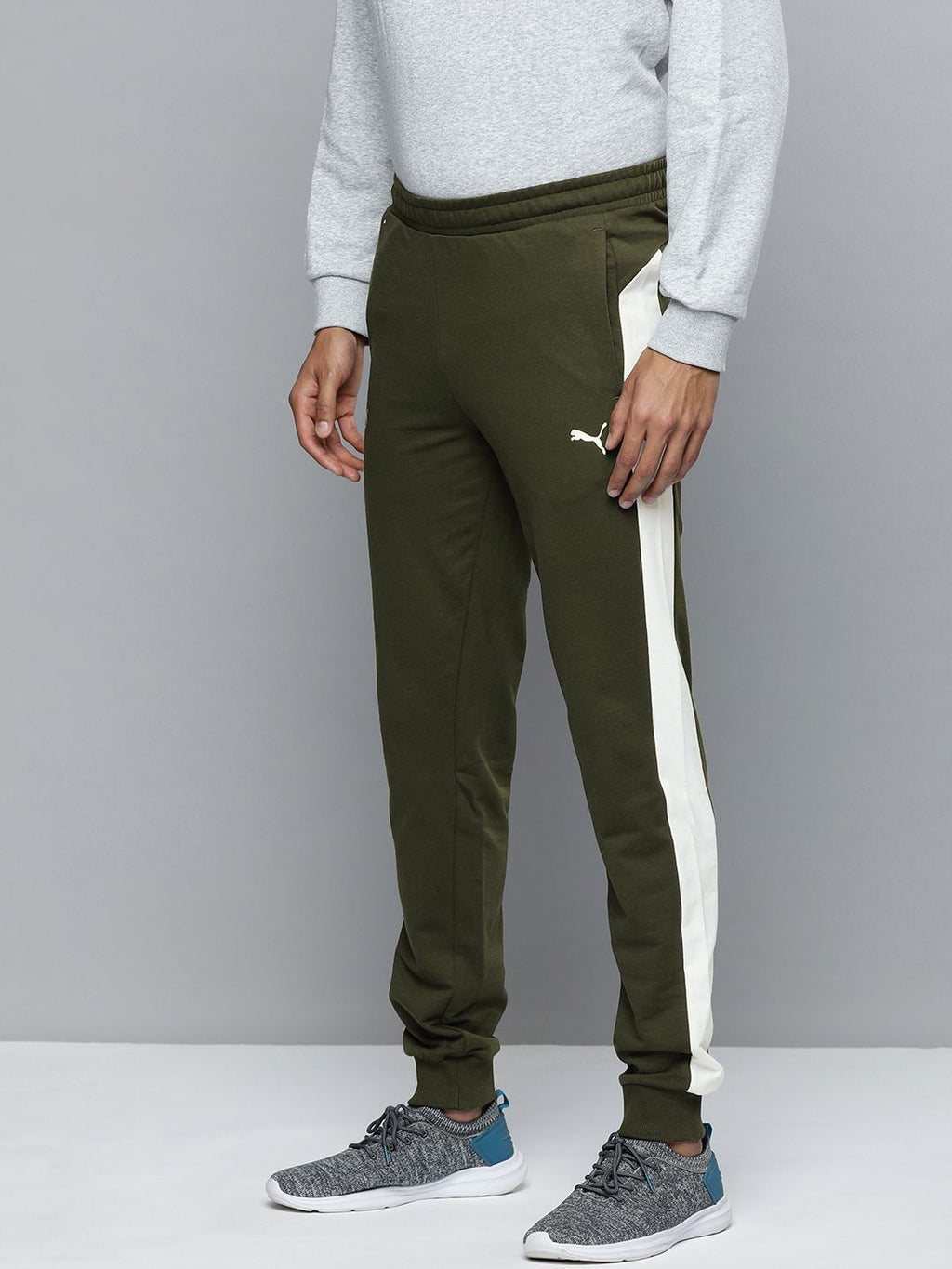  One8 X PUMA Men Slim Fit Virat Kohli Side Stripe Detail Joggers