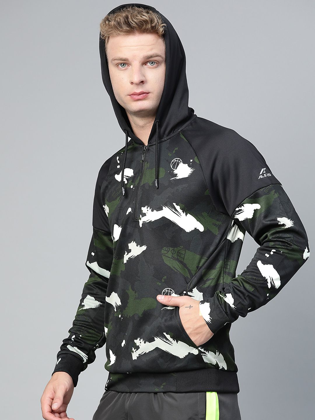  Alcis Men Olive Green & Black Camouflage Print Hooded Sweatshirt