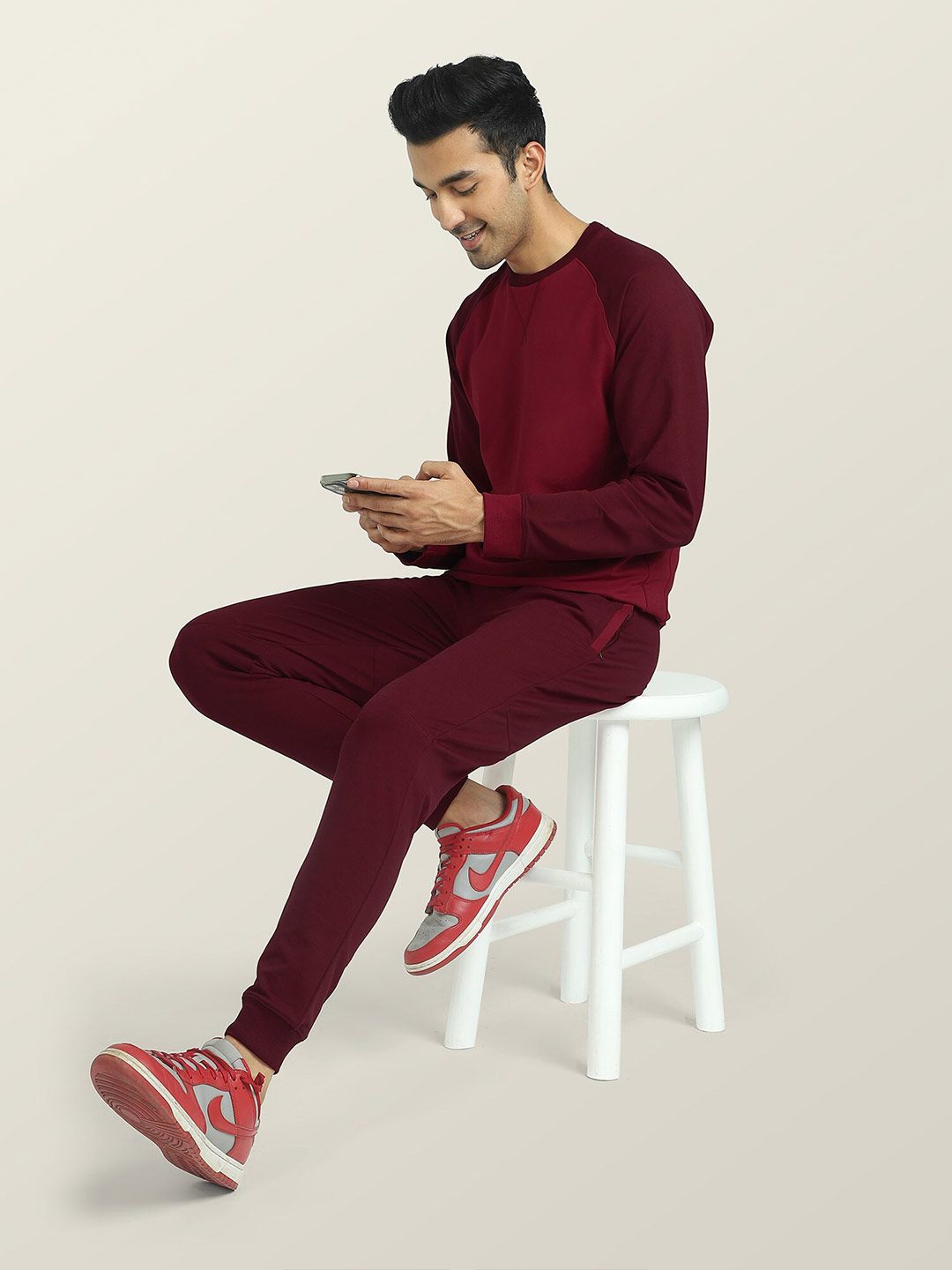  XYXX Men Maroon Cotton Antimicrobial Sweatshirt